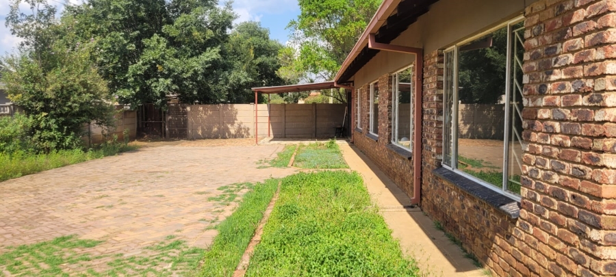 3 Bedroom Property for Sale in Meiringspark North West